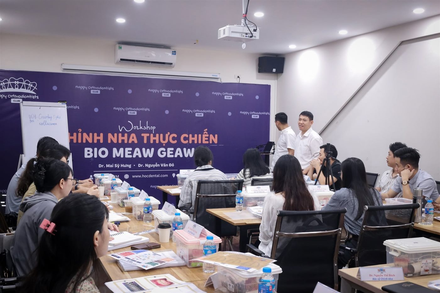 Khoảnh khắc HOC 8
